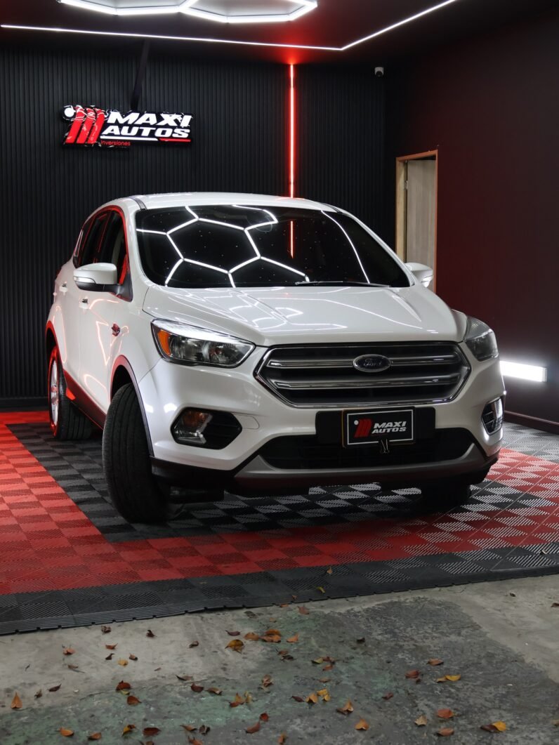 
								FORD ESCAPE SE 2.0L AT 4×2 full									