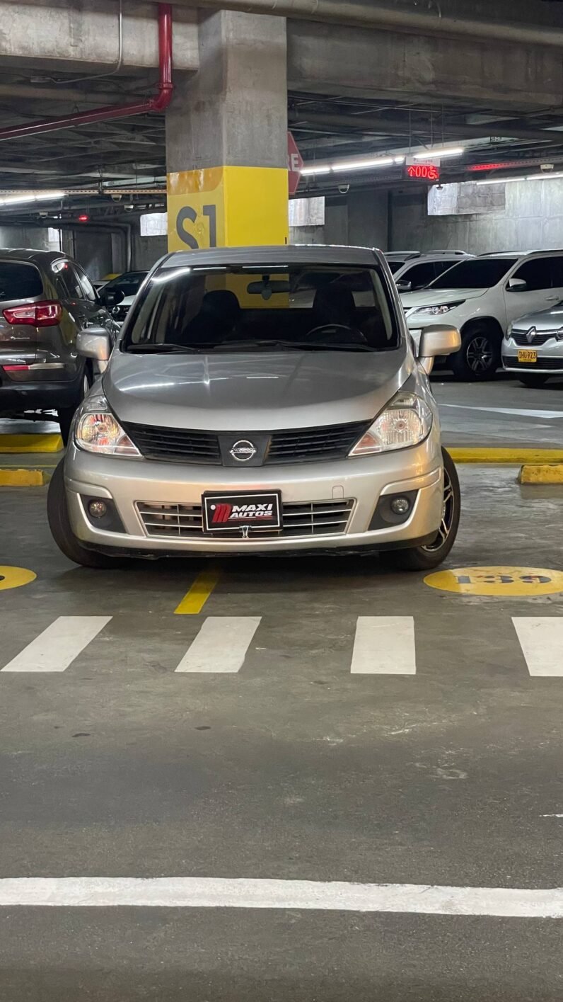 
								NISSAN TIIDA SEDAN MIIO MT 1.8L full									