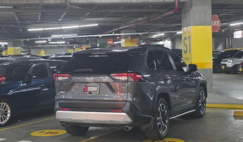 
								TOYOTA RAV4 IMPERIAL 2.4L AT 4×4 full									