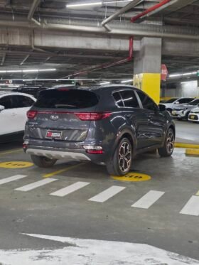 KIA  SPORTAGE GT LINE 2.0 AT