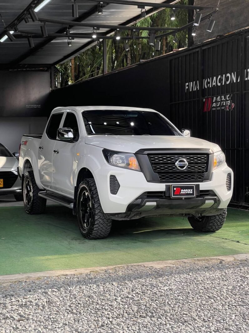 
								NISSAN FRONTIER NP300 2.5 DIESEL  MT 4X4 full									