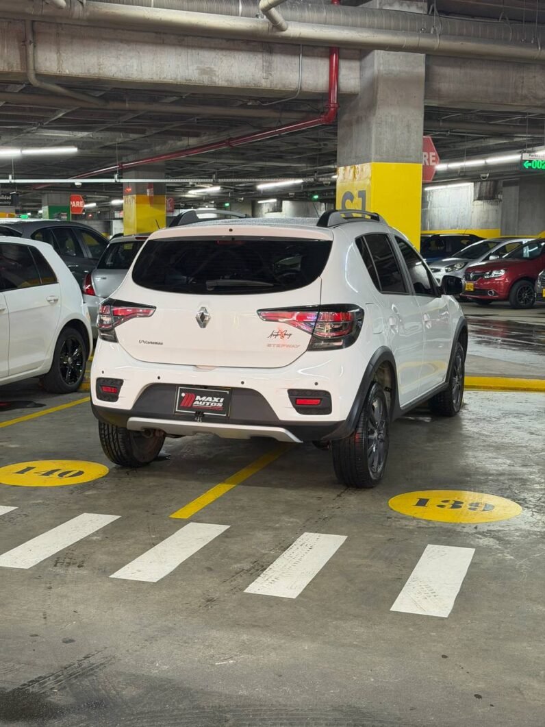 
								RENAULT STEPWAY ZEN 1.6 MT full									