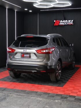 NISSAN QASHQAI EXCLUSIVE 4×4 AT