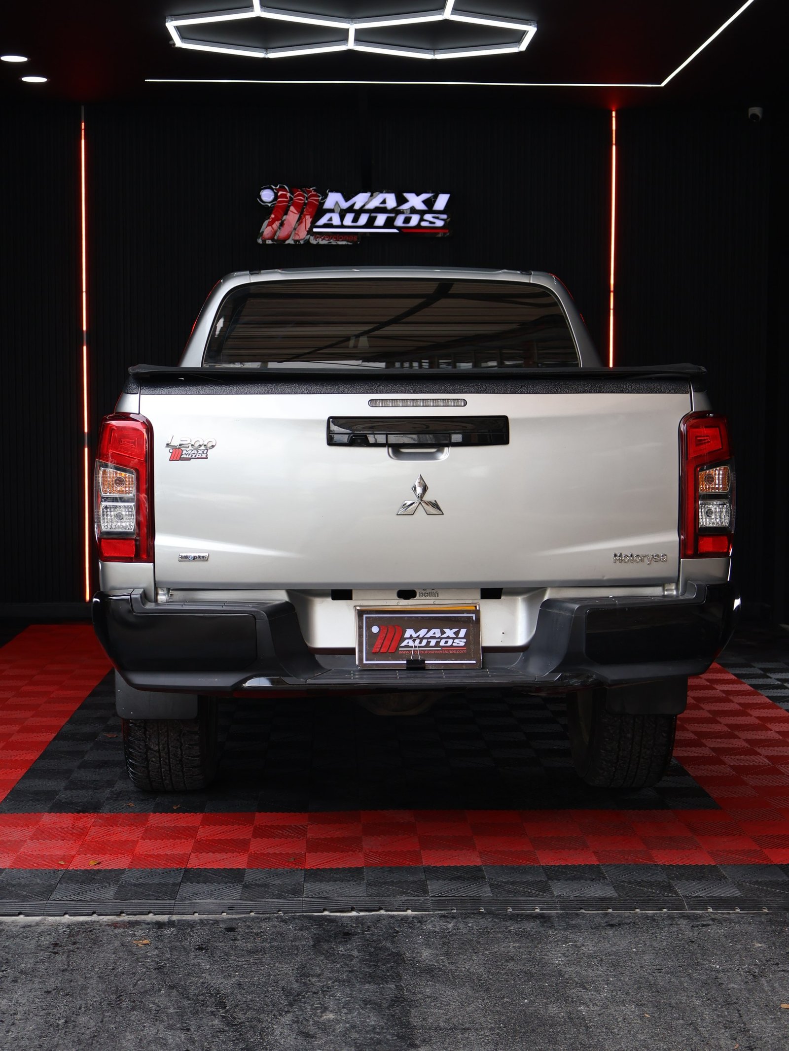 MITSUBISHI L 200 TRITON DIESEL AUT 4X4