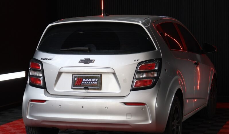 
								CHEVROLET SONIC LT HB MT 1.6 full									