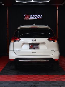 NISSAN X-TRAIL 2.5 AT 4X4 EXCLUSIVE 7PTOS