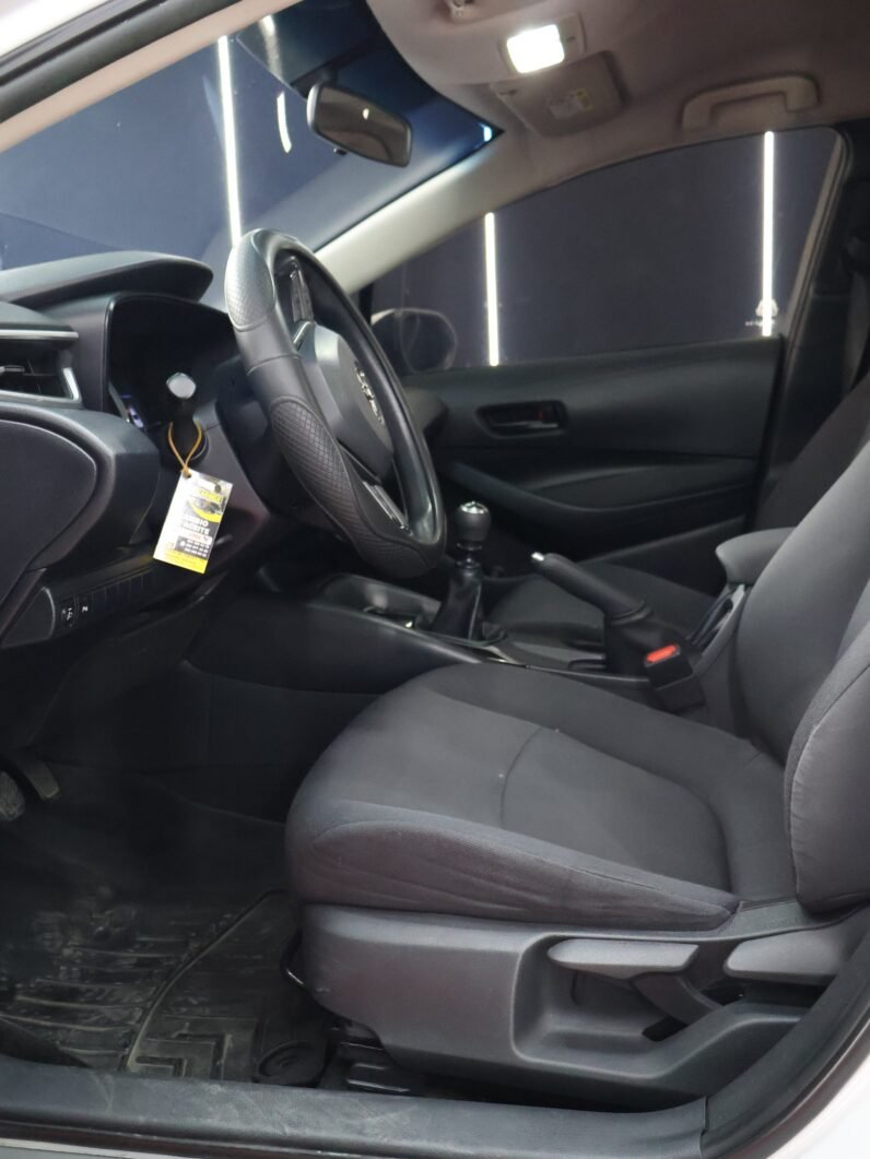 
								TOYOTA COROLLA XLI MT 2.0 GASOLINA full									