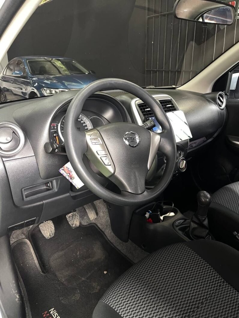 
								NISSAN MARCH SENSE MT 1.6 full									