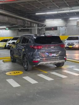 
										KIA  SPORTAGE GT LINE 2.0 AT full									