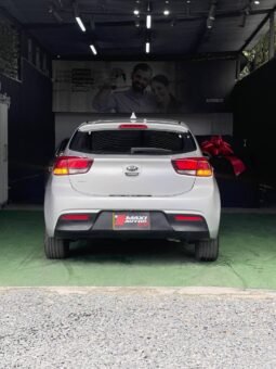 
										KIA RIO VIBRANT 1.4 AT HB full									