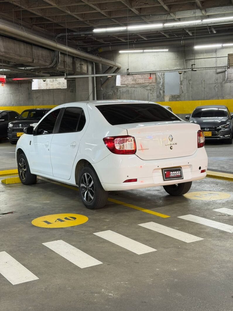 
								RENAULT LOGAN INTENS AT 1.6 full									