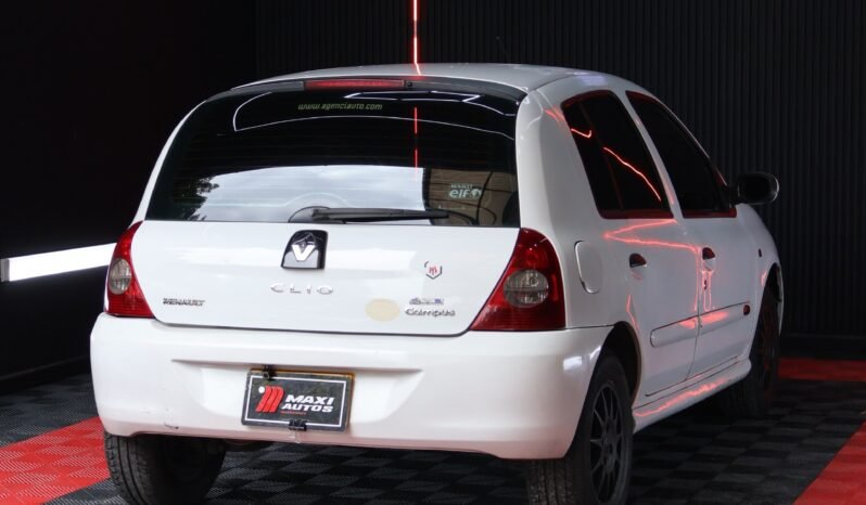 
								RENAULT CLIO CAMPUS 1.2 MT full									