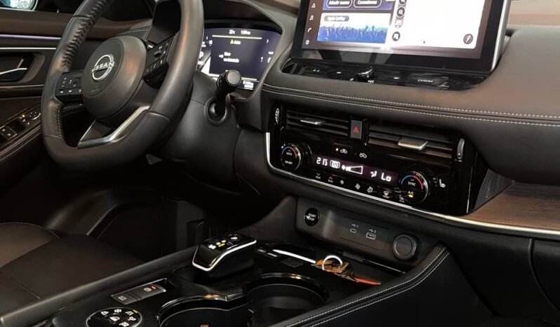 
								NISSAN X-TRAIL E-POWER EXCLUSIVE E-4ORCE full									