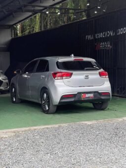 
										KIA RIO VIBRANT 1.4 AT HB full									