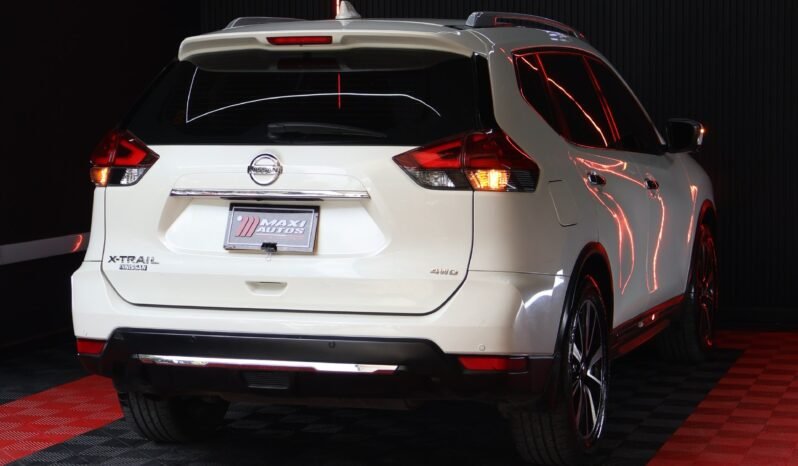 
								NISSAN X-TRAIL 2.5 AT 4X4 EXCLUSIVE 7PTOS full									