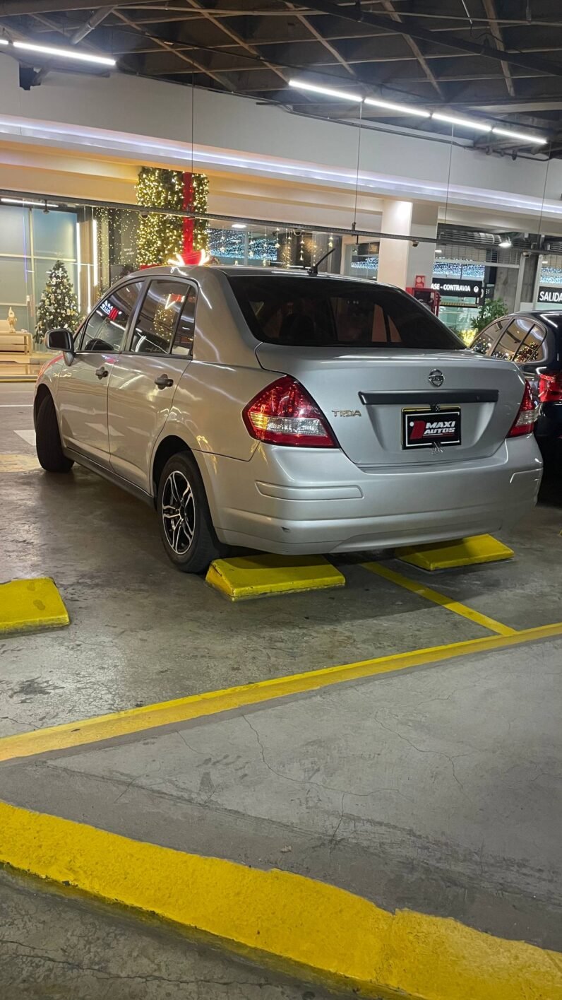 
								NISSAN TIIDA SEDAN MIIO MT 1.8L full									