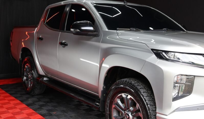 
								MITSUBISHI L 200 TRITON DIESEL AUT 4X4 full									