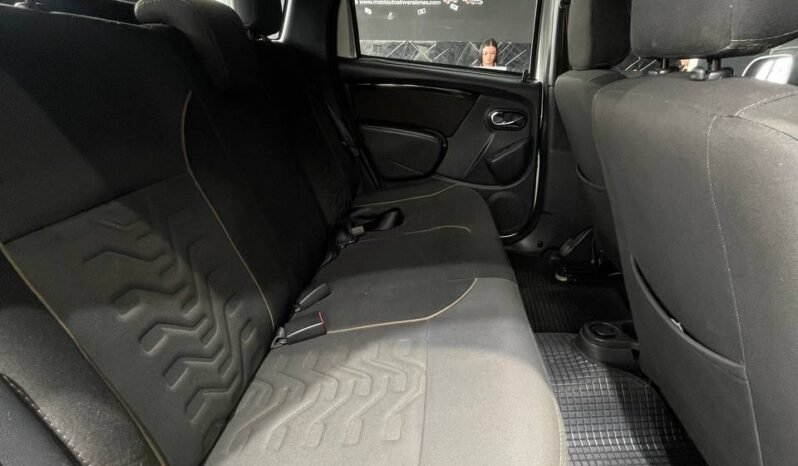 
								RENAULT DUSTER DYNAMIQUE 1.6 MT 4X2 full									