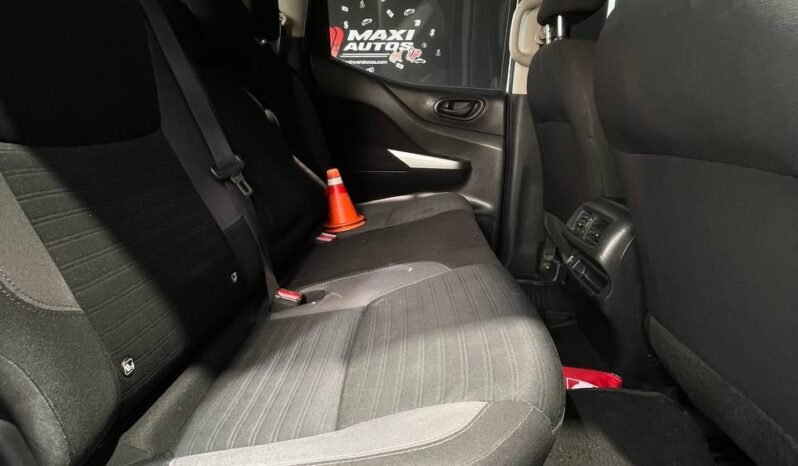 
								NISSAN FRONTIER NP300 2.5 DIESEL  MT 4X4 full									