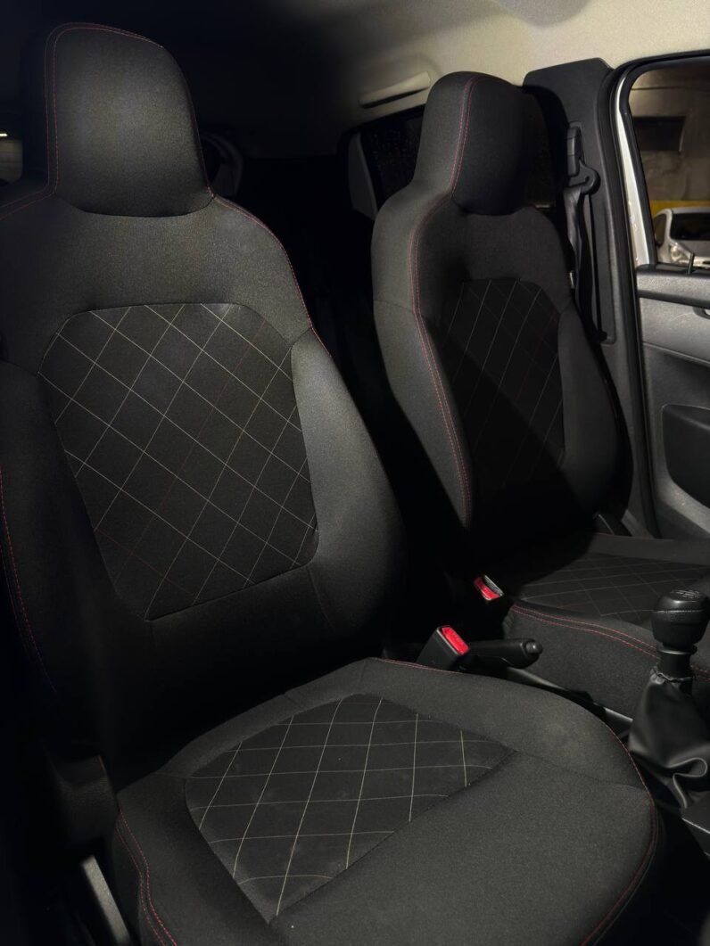 
								RENAULT KWID ZEN MT 1.0 full									