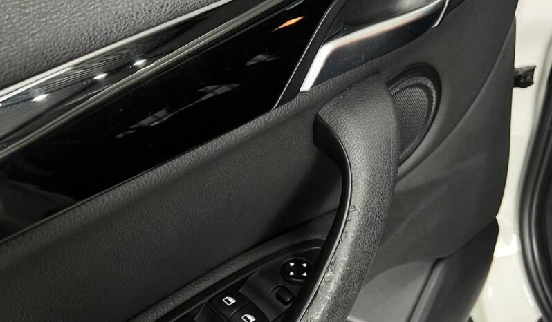 
								BMW  X1 SDRIVE 20I AT 2.0L full									