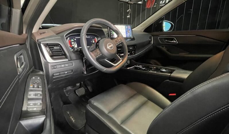 
								NISSAN X-TRAIL E-POWER EXCLUSIVE E-4ORCE full									