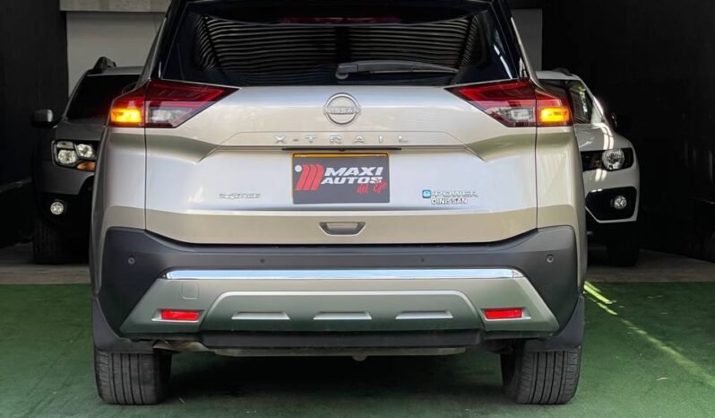 
								NISSAN X-TRAIL E-POWER EXCLUSIVE E-4ORCE full									