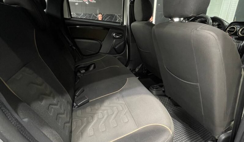 
								RENAULT DUSTER DYNAMIQUE 1.6 MT 4X2 full									