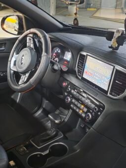 
										KIA  SPORTAGE GT LINE 2.0 AT full									