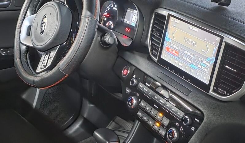 
								KIA  SPORTAGE GT LINE 2.0 AT full									