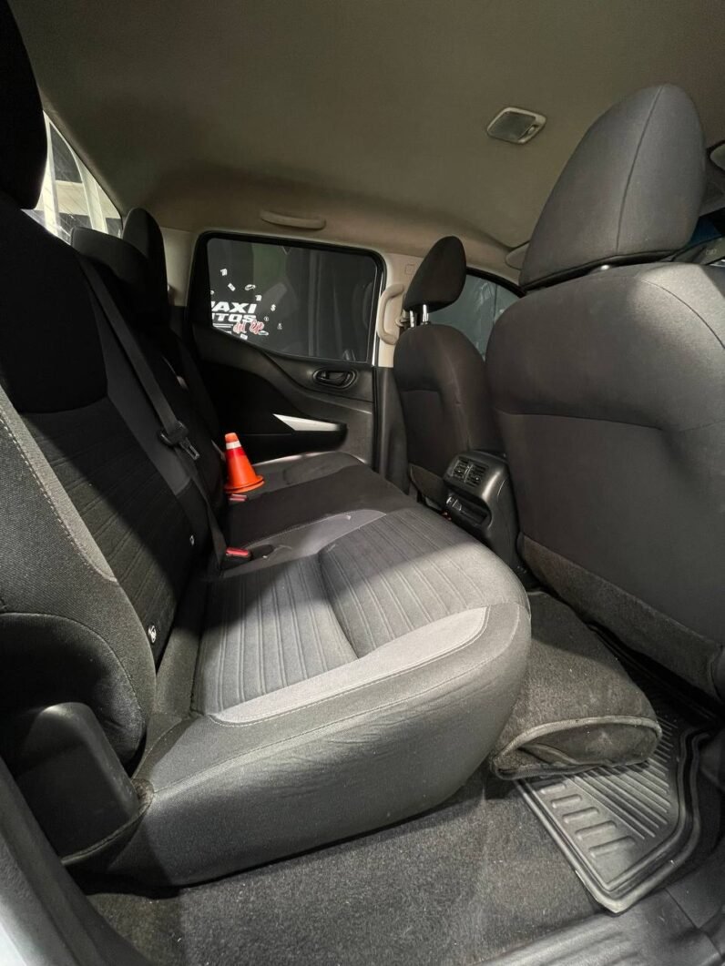 
								NISSAN FRONTIER NP300 2.5 DIESEL  MT 4X4 full									