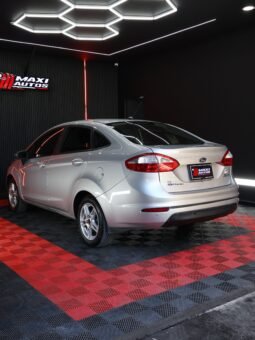 
										FORD  FIESTA SE 1.6L AT SEDAN full									