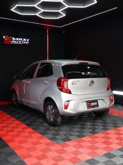 
										KIA PICANTO VIBRANT MT 1.250 full									