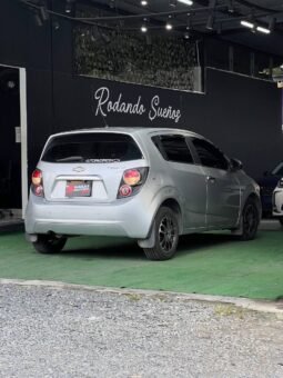 
										CHEVROLET SONIC LT HB MT 1.6 full									