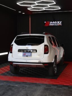 
										RENAULT DUSTER DYNAMIQUE 2.O MT 4X2 full									