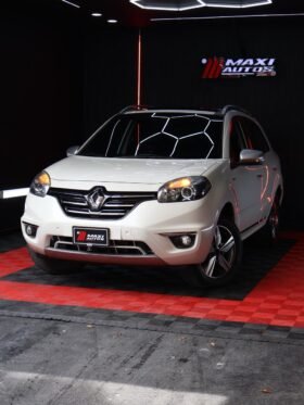 RENAULT KOLEOS BOSE AUT 4X2