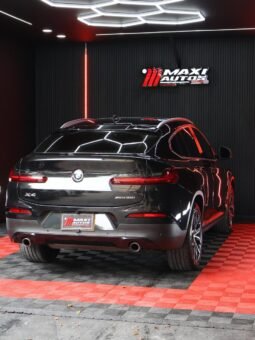 
										BMW X4 XDRIVE 30I 2.0 AT full									