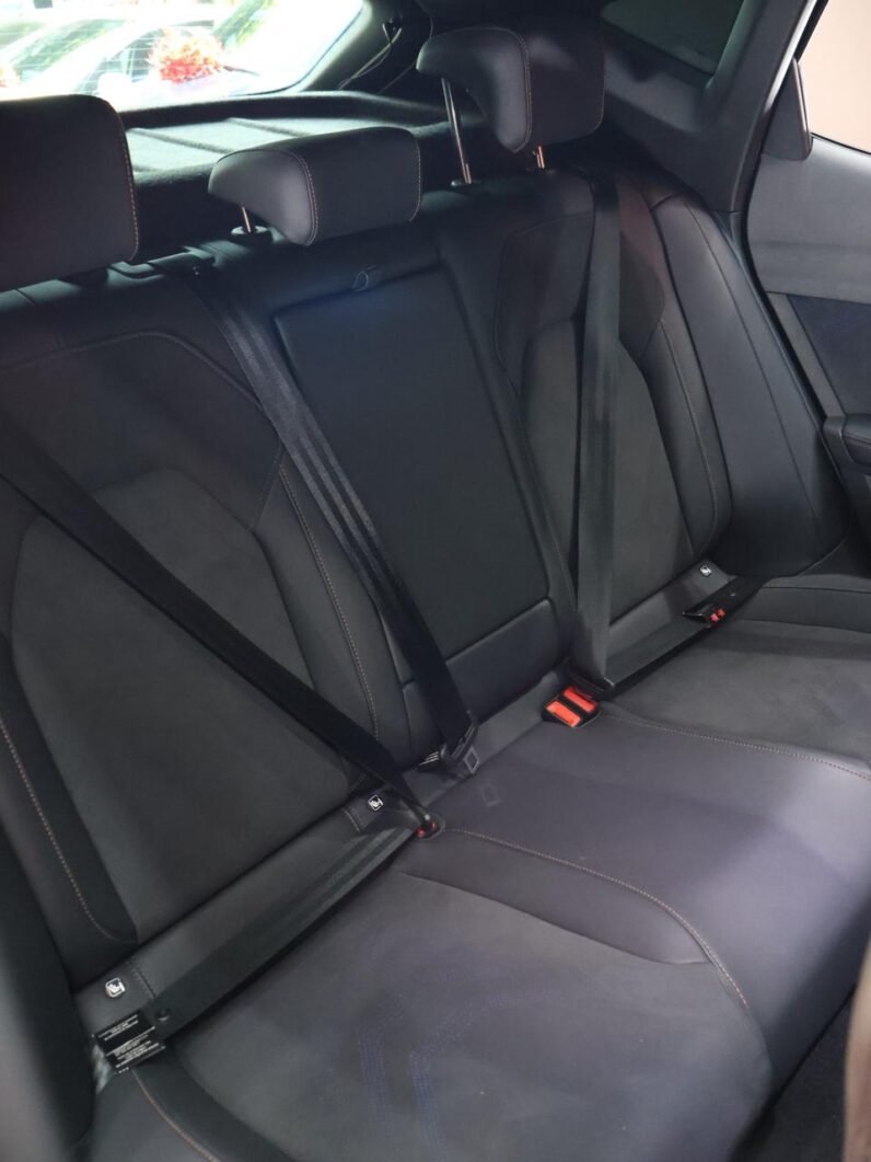 
								CUPRA FORMENTOR DYNAMIC 1.5L HYBRIDA AUT full									