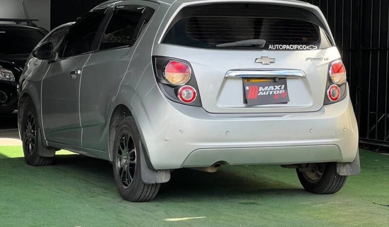 
								CHEVROLET SONIC LT HB MT 1.6 full									