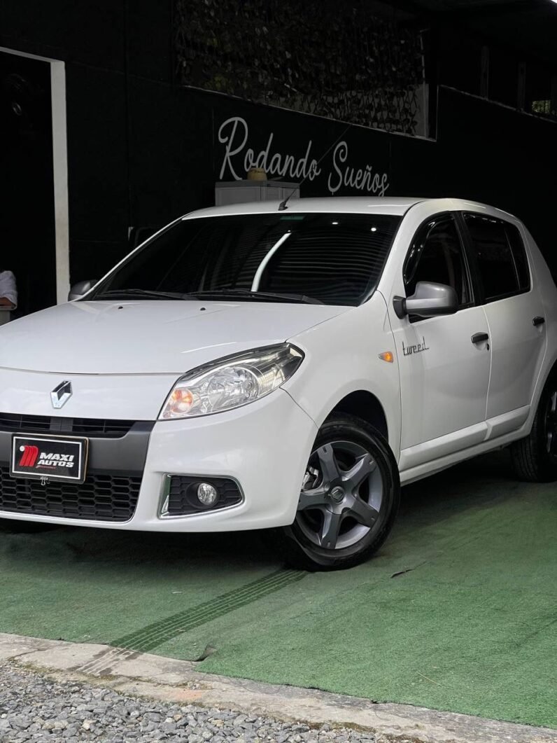 
								RENAULT SANDERO DYNAMIQUE AT 1.6 full									