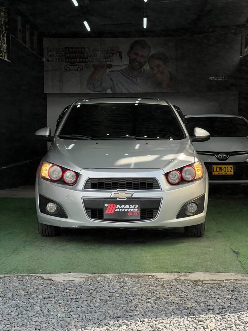 
								CHEVROLET SONIC LT HB MT 1.6 full									