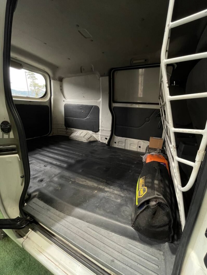 
								CHANGAN MINI VAN 1.250 MT 4X2 full									