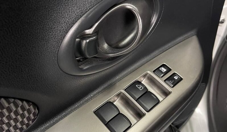 
								NISSAN MARCH SENSE MT 1.6 full									