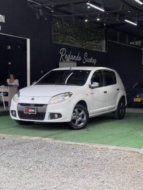RENAULT SANDERO DYNAMIQUE AT 1.6