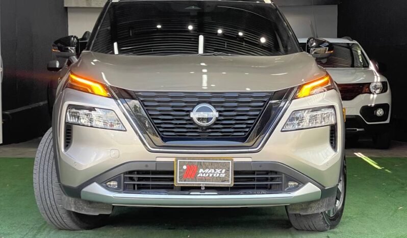 
								NISSAN X-TRAIL E-POWER EXCLUSIVE E-4ORCE full									