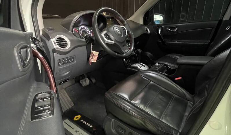 
								RENAULT KOLEOS SPORTWAY AT 4X4 2.5 full									