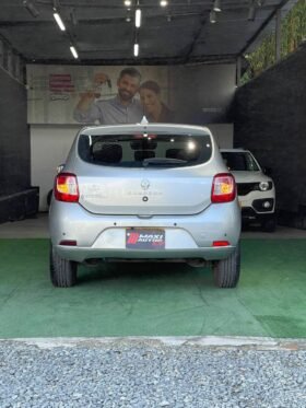 RENAULT SANDERO DYNAMIQUE AT 1.6