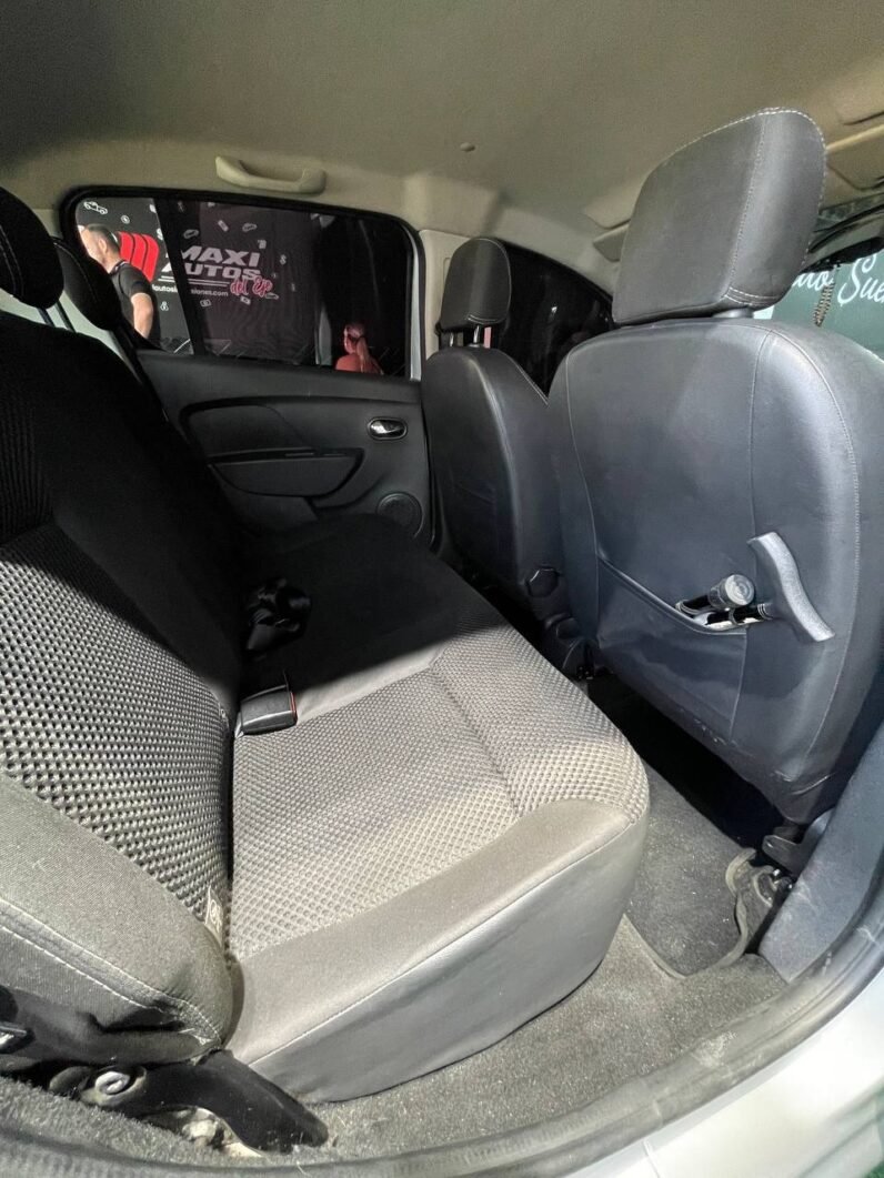 
								RENAULT SANDERO DYNAMIQUE AT 1.6 full									