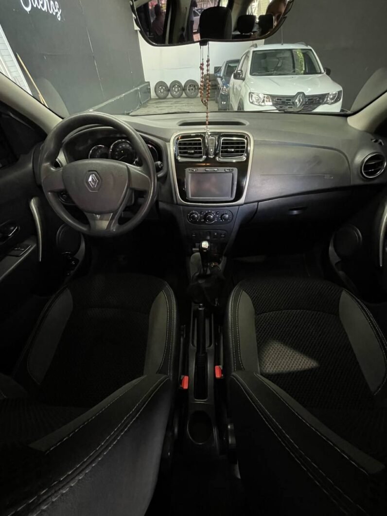 
								RENAULT SANDERO DYNAMIQUE AT 1.6 full									