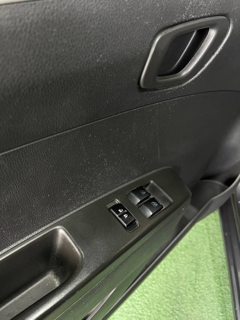 
								CHEVROLET BEAT LT SD MT 1.2 full									